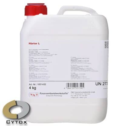 En hvid 4 kg plastbeholder mærket Hærder L (40 min) med en rød hætte og detaljeret produktinformation på forsiden. Cytox-logoet vises nederst til venstre.